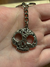 Load image into Gallery viewer, Silver Skull Keychain
