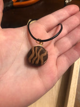 Load image into Gallery viewer, Fudge Round Necklace
