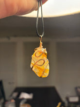 Load image into Gallery viewer, Golden Healer Quartz Wire Wrapped Necklace
