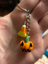 Load image into Gallery viewer, Pumpkin/ Candy Corn Charm Keychain
