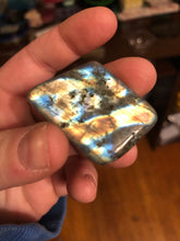 Load image into Gallery viewer, Labradorite Tumbles
