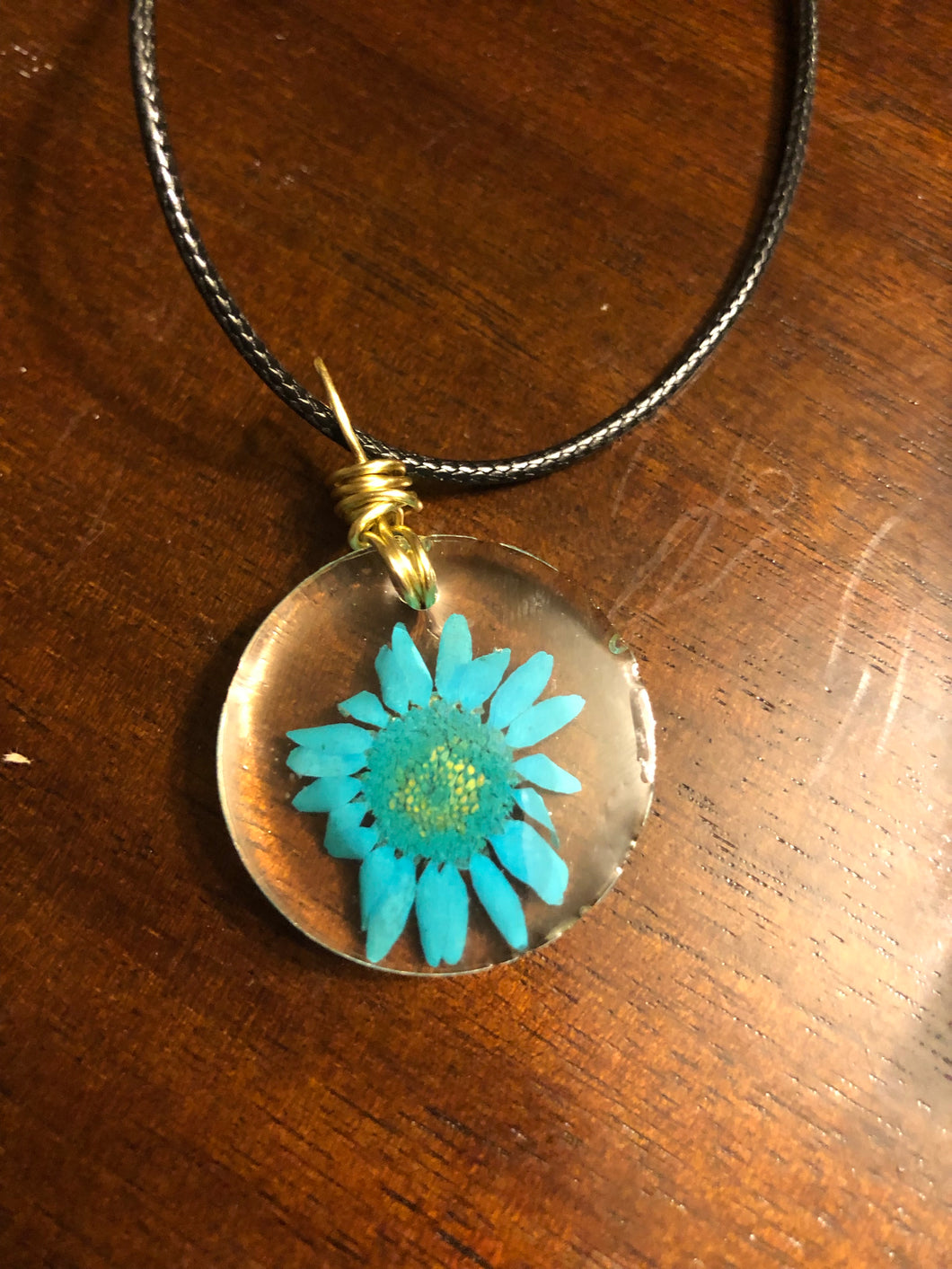 Blue Daisy Flower Necklace