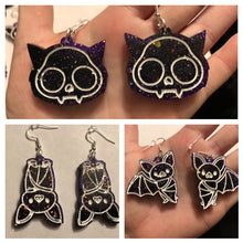 Load image into Gallery viewer, Purple/Black Dangly Bat Earrings
