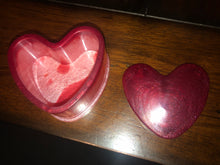 Load image into Gallery viewer, Little Bleeding Heart Trinket Box
