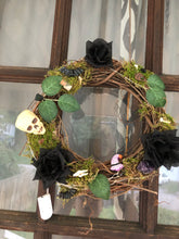 Load image into Gallery viewer, 10 Inch Light Up Spooky Wreath
