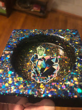 Load image into Gallery viewer, Crystal Trinket Dish / Ashtray
