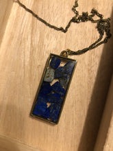 Load image into Gallery viewer, Lapis Lazuli Crystal Chip Necklace
