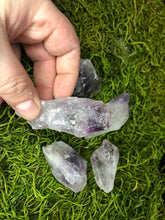 Load image into Gallery viewer, Raw Amethyst Points
